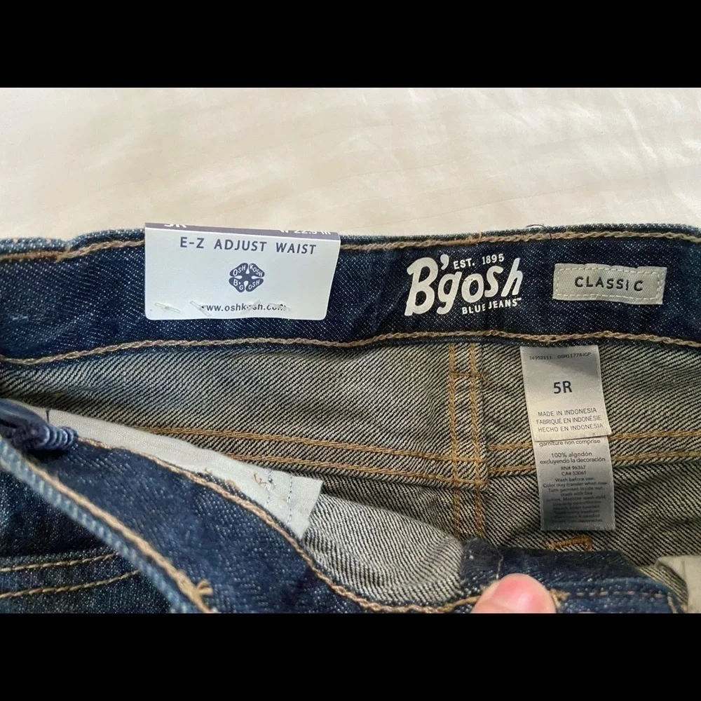 Oshkosh b’gosh Boys Classic Fit Jeans size 5r